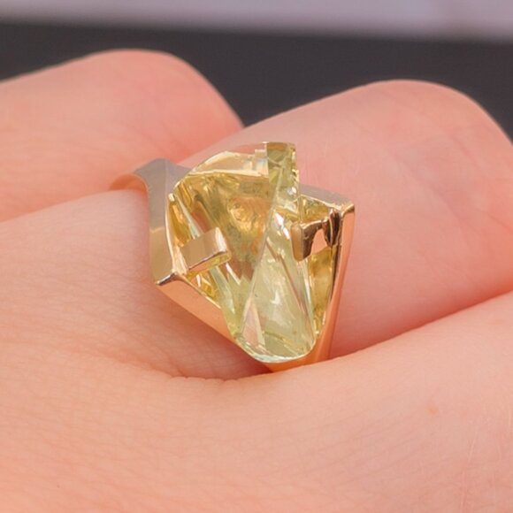 Neon-Lens Spinel Ring | 14 k Gold | Strellman's, c. 1960s - Picture 12 of 14